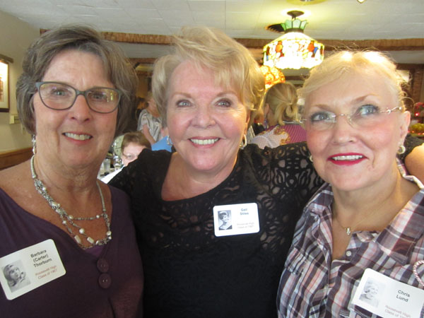 Photo of classmates in Haab's Restaurant